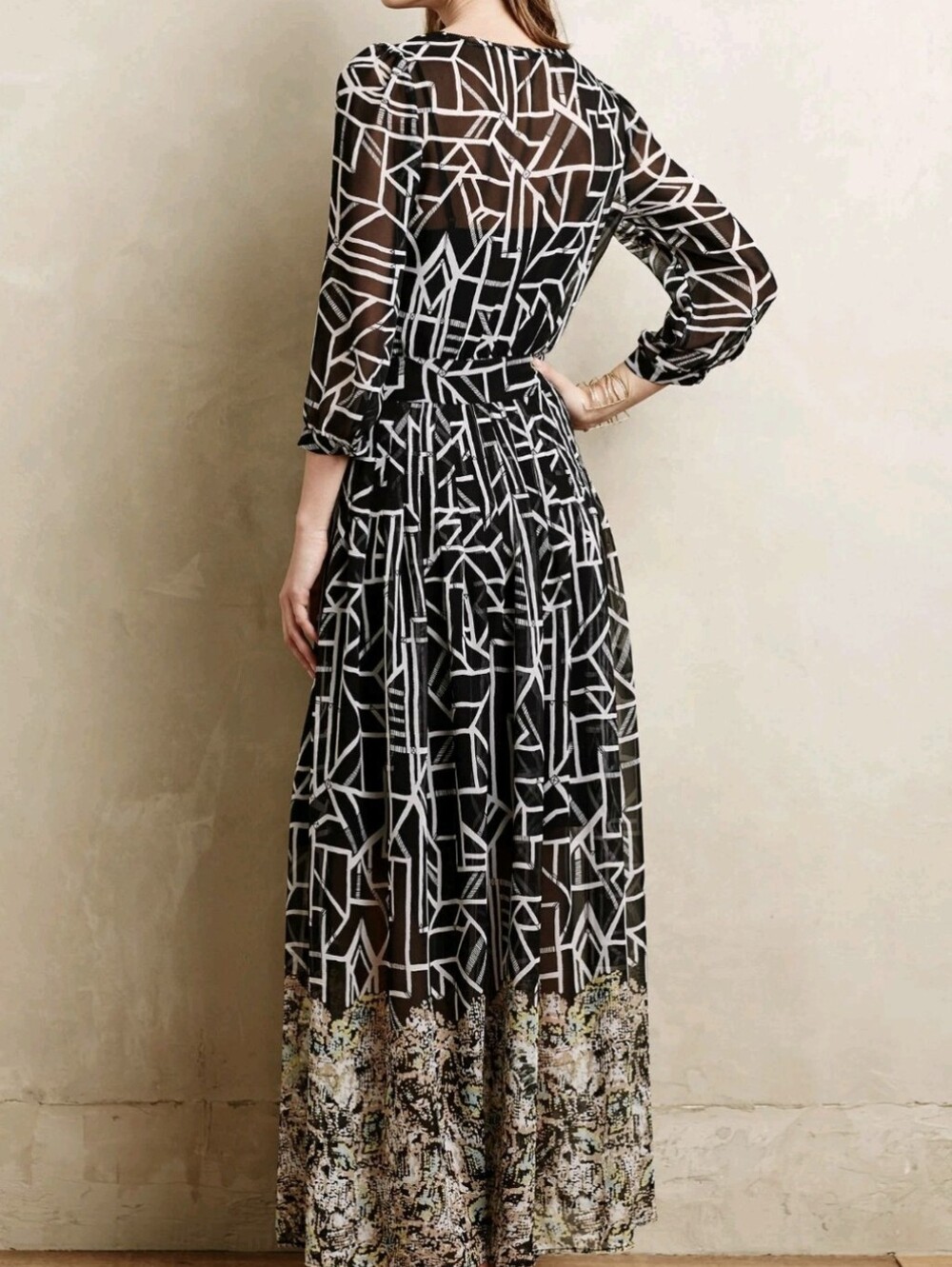 Anthroplogie Moulinette Souers Equinox 6 Black White Geometric Print VNeck Dress - Picture 8 of 8
